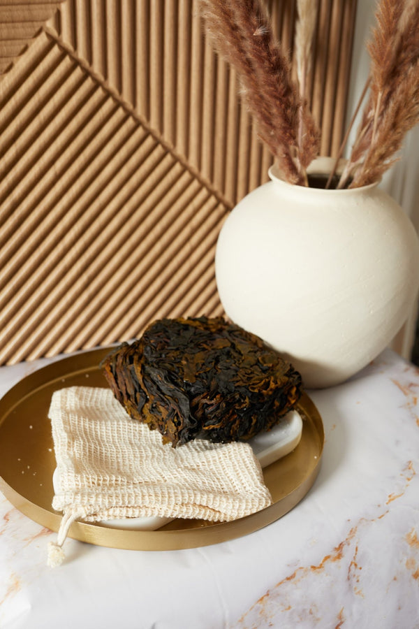 VOYA Skincare USA Organic Mesh Bag and Lazy Days at Home Seaweed Bath