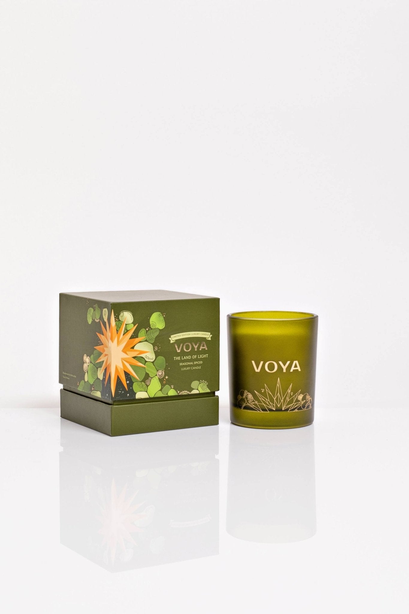 The Land of Light | Seasonal Spiced Scented Candle - CandlesVOYA Skincare