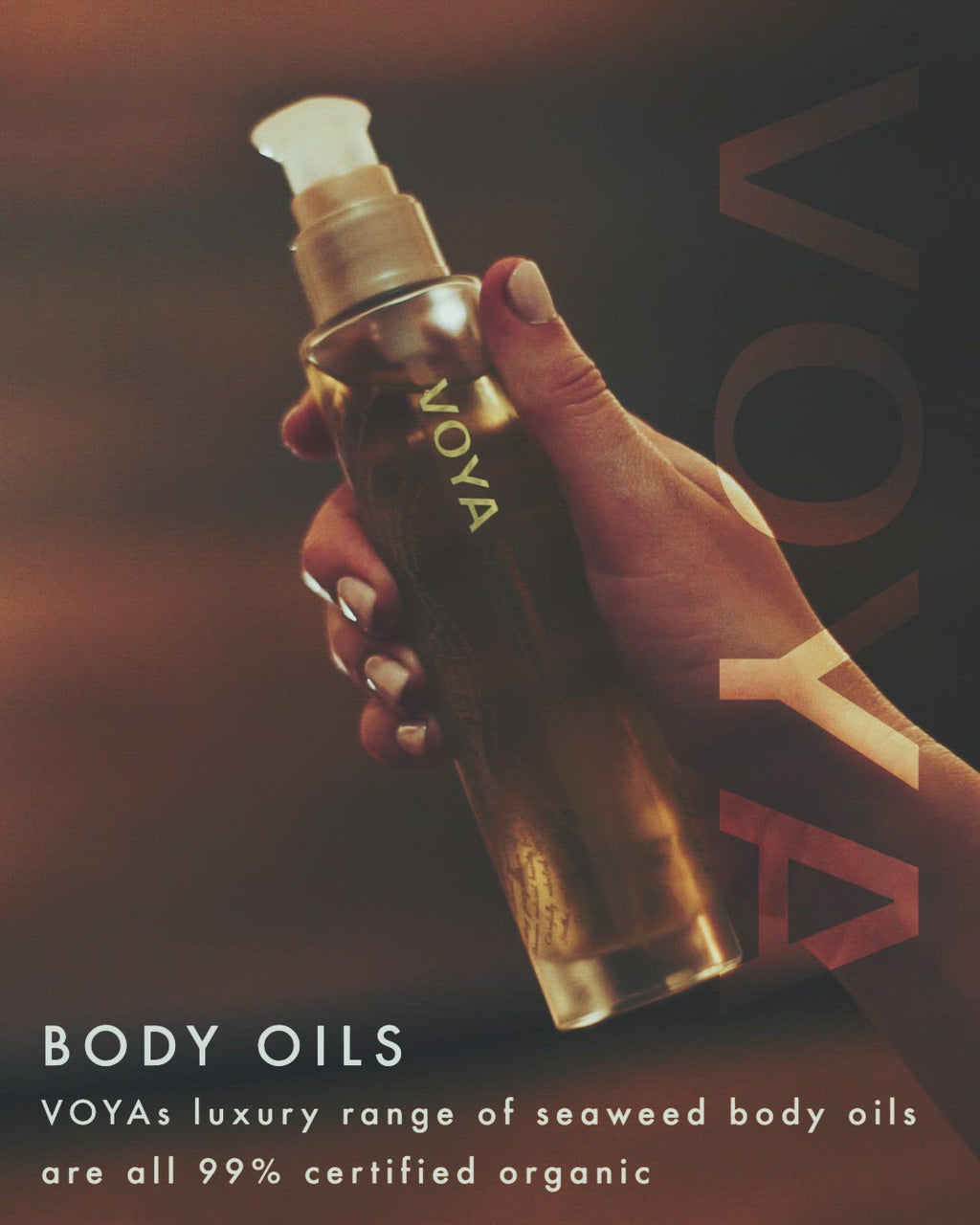 VOYA Angelicus Serratus Nourishing Body Oil in use