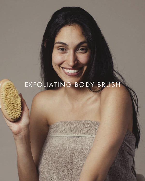 Exfoliating Body Brush & Organic Cotton Pouch